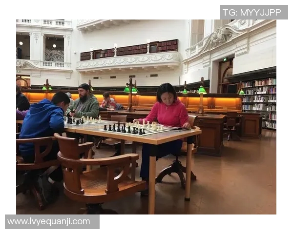 中国男篮蓝队与墨尔本联队精彩对决全场录像回放分析与亮点解读 中国男篮蓝队与墨尔本联队精彩对决全场录像回放分析与亮点解读